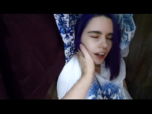 ❤️ Našel sem svojo sestro v omari in ji pomagal narediti Kvalitetni pornič pri nas ❌